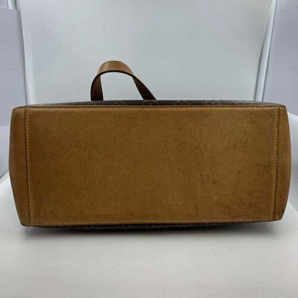 LOUIS VUITTON Brown Monogram Tote Bag - Picture 5 of 10